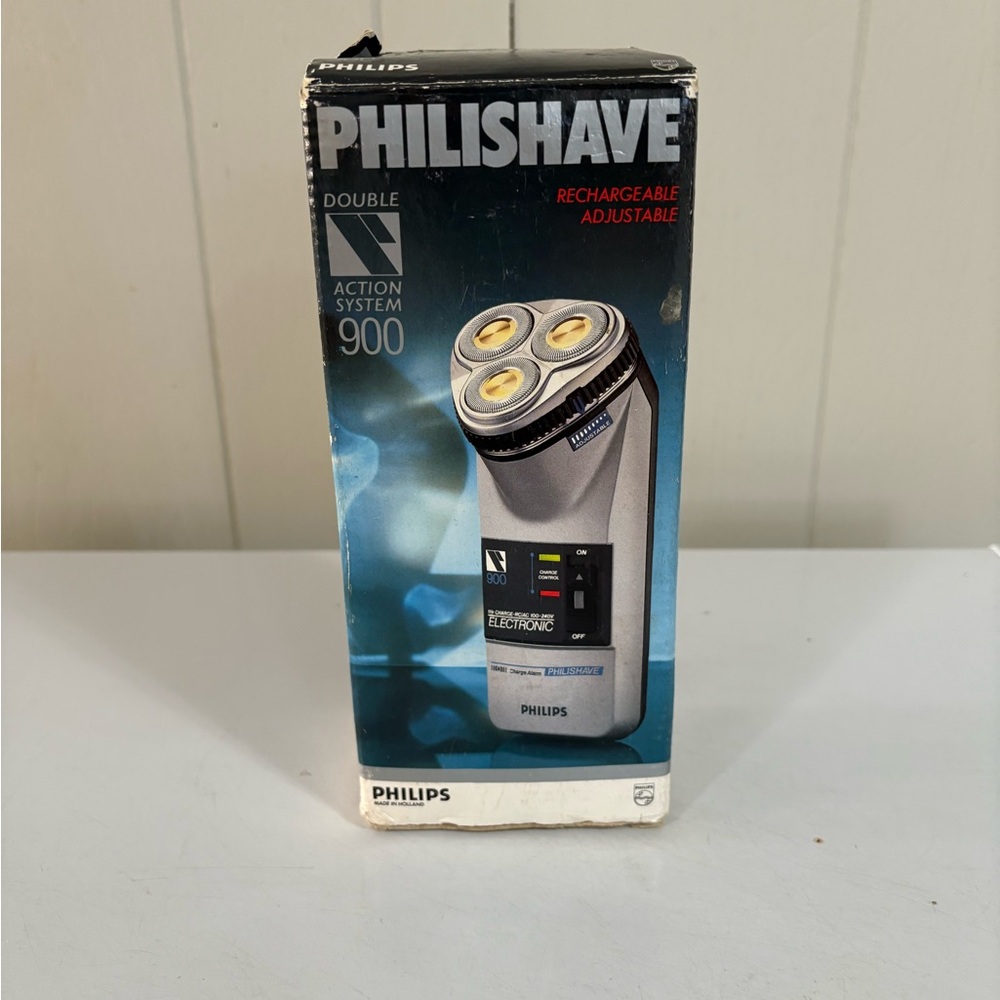 Philips Philishave Electric Shaver - Black and Silver